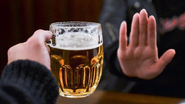 Bệnh trĩ hạn chế ăn gì &#8211; Ăn gì tốt để hỗ trợ điều trị hiệu quả?