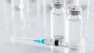 Chích ngừa mũi đầu tiên cho trẻ sơ sinh: Điều bố mẹ cần biết