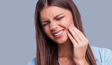 Những sai lầm phổ biến khi chữa đau răng khiến tình trạng tệ hơn