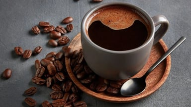 Tại sao uống cà phê bị ợ hơi? Sự thật có thể khiến bạn bất ngờ!