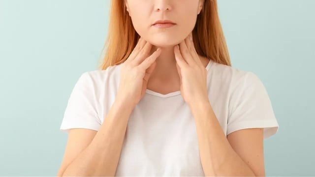 Dấu hiệu u tuyến giáp lành tính dễ hiểu lầm với rối loạn nội tiết