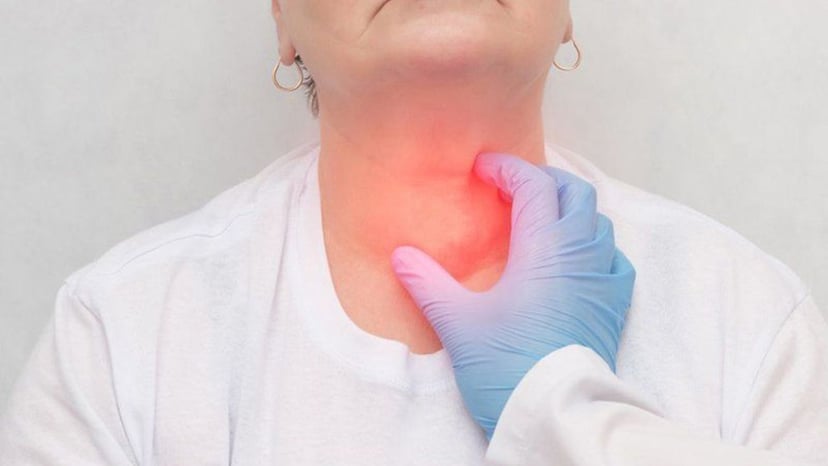 Chú ý 7 biểu hiện báo hiệu bị suy giáp: Nhận diện sớm tránh biến chứng