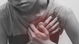 &#8220;Soi&#8221; biểu hiện của mỡ máu cao và tìm hiểu cách kiểm soát