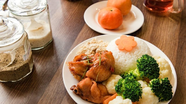 Món ngon cho bé 2 tuổi biếng ăn để kích thích vị giác