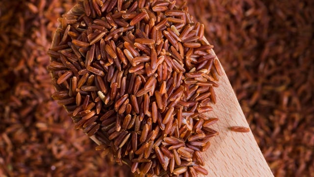 Cho trẻ em ăn gạo lứt có tốt không và giải đáp