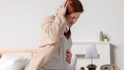 Mẹ bầu bị đau đầu 3 tháng cuối: Những điều mẹ cần biết