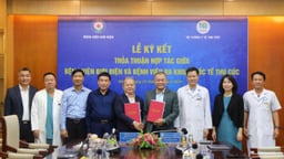 Hệ thống Y tế Thu Cúc TCI ký kết hợp tác chiến lược cùng Bệnh viện Bưu điện, đẩy mạnh ứng dụng công nghệ y học tiên tiến