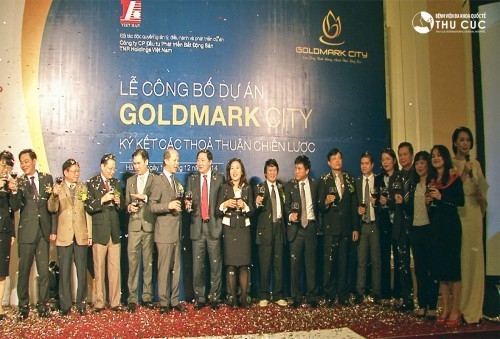 Các đơn vị đầu tư và đối tác cùng chúc mừng cho sự hợp tác tốt đẹp giữa các bên