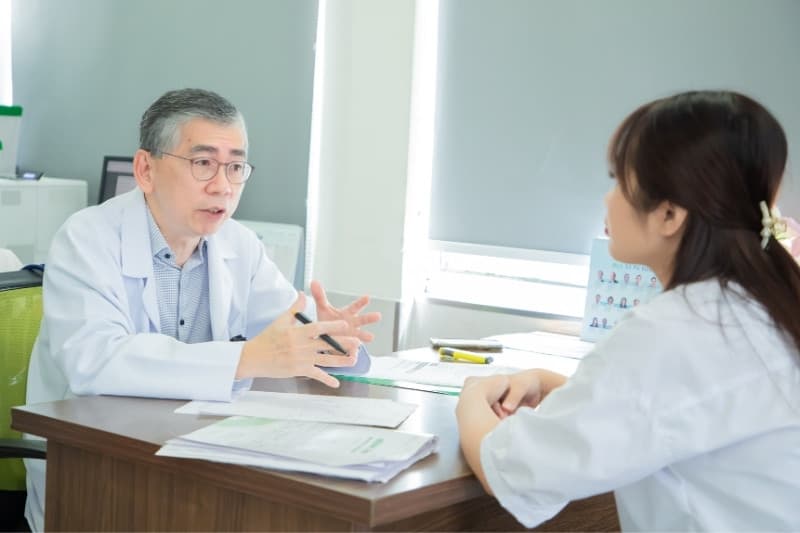 ts-bs-lim-hong-liang-chuyen-gia-ung-buou-singapore