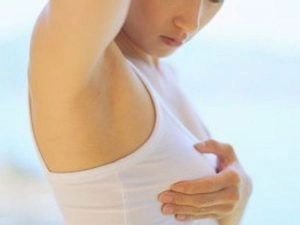 Đau ngực ở tuổi dậy thì là tình trạng mà bất cứ người con gái nào cũng trải qua