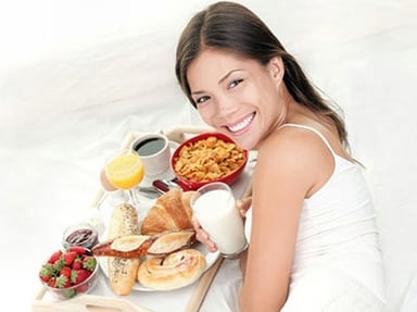 Đau bụng dưới và mỏi lưng cho chị em trong  ngày đèn đỏ