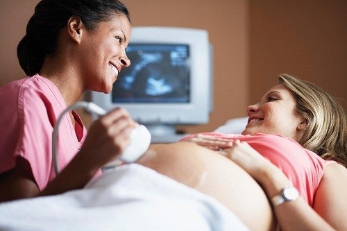 Có nhiều biện pháp được sử dụng để phát hiện các dị tật bẩm sinh như siêu âm trước khi sinh.
