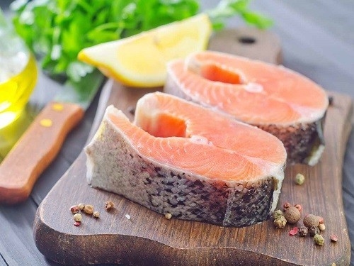 Theo khuyến cáo của các nhà nghiên cứu, nên ăn cá 3 lần/tuần để tốt cho sức khỏe đại tràng.