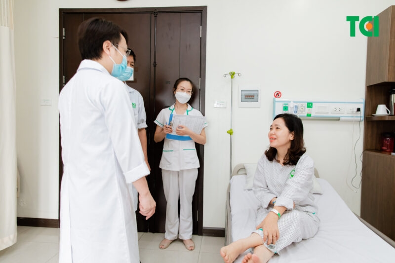Bệnh nhân nên thăm khám bác sĩ để được chẩn đoán và điều trị hiệu quả