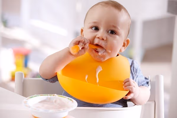 che-do-dinh-duong-cho-tre-10-thang-tuoi3