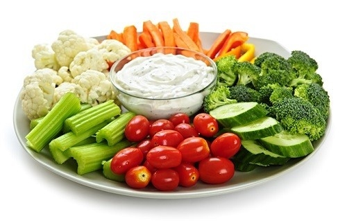 Người bị viêm phế quản mạn tính cần ăn nhiều rau xanh, cung cấp chất xơ và vitamin cho cơ thể