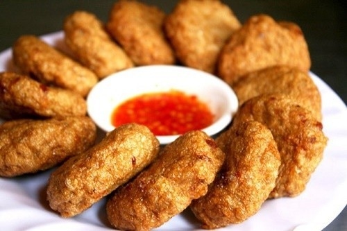 Người bệnh cần hạn chế những thực phẩm chiên rán, nhiều dầu mỡ vì có thể khiến tình trạng bệnh nặng hơn