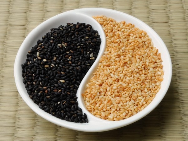 Bạn nên bổ sung mè vào chế độ ăn uống hàng ngày khi bị viêm phổi. Vì mè có tính kháng khuẩn, giúp tiêu diệt các loại vi khuẩn có hại trong cơ thể.