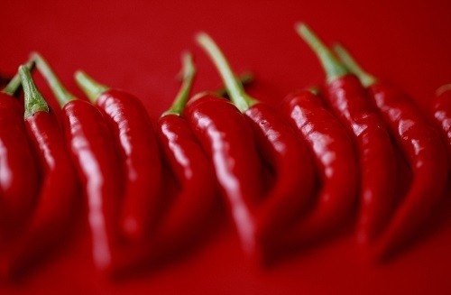 thuc-pham-nguoi-bi-viem-loet-da-day-nen-cho-vao-danh-sach-den