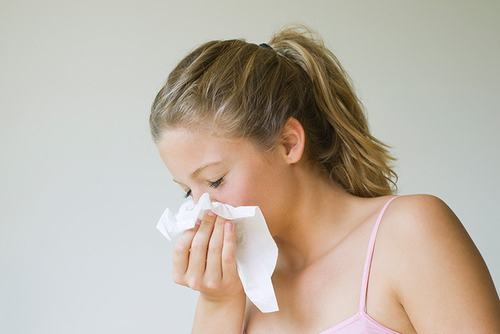 Viêm mũi dị ứng không những ảnh hưởng đến sức khỏe mà còn gây phiền toái cho người bệnh