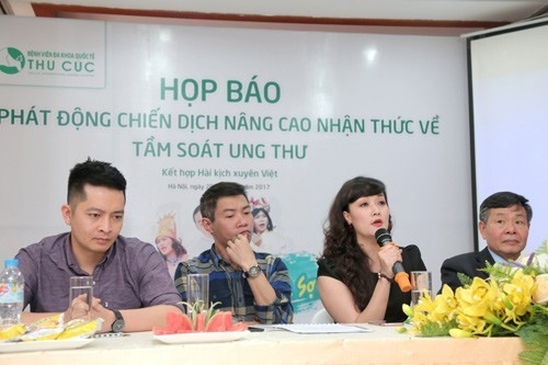 triển khai thông qua việc giới thiệu tới công chúng trùm hài kịch “Không phải sợ” .