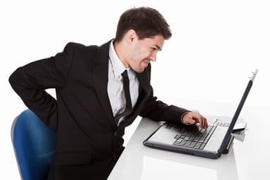 Giải pháp điều trị bệnh đau lưng cho dân văn phòng