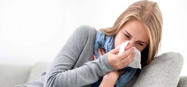 Viêm mũi họng xuất tiết gây khó chịu và ảnh hưởng xấu đến sức khỏe người bệnh