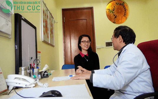 8h-toi-van-la-gio-hanh-chinh-o-benh-vien-lon