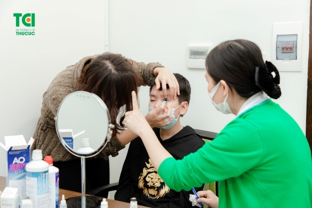 nguyên nhân và cách điều trị tật cận thị