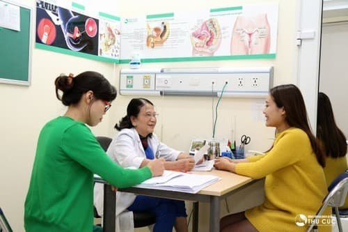 Khám và điều trị sốt xuất huyết hiệu quả tại bệnh viện Thu Cúc.