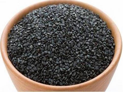 hạt vừng đen được ứng dụng trong việc chữa bệnh viêm đại tràng dân gian rất phổ biến.