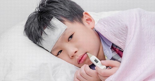 Triệu chứng sốt xuất huyết thường sốt cao 39-40 độ