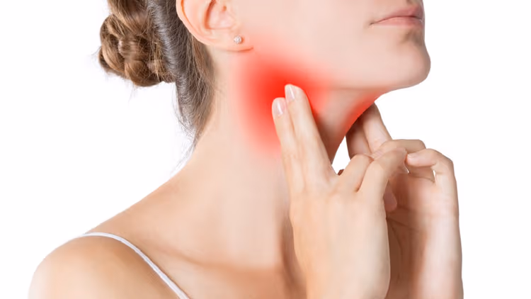 Hình ảnh ung thư vòm họng giai đoạn đầu như thế nào?