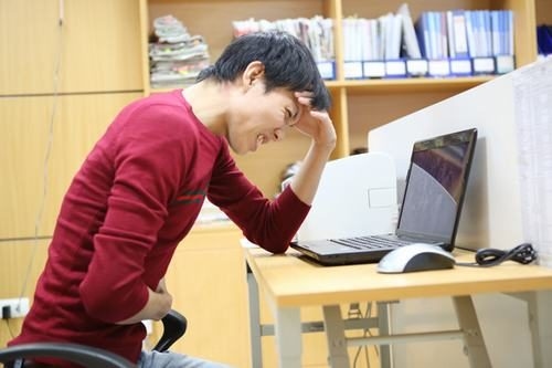 Hiện tượng ăn xong đau bụng đi ngoài có thể là dấu hiệu của nhiều bệnh lý khác nhau