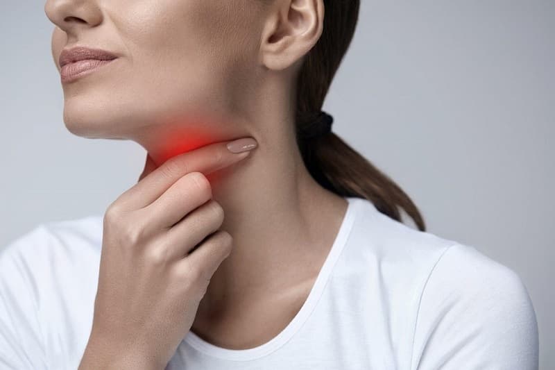 Hạch dưới cằm liên quan đến nhiều bệnh lý đầu cổ