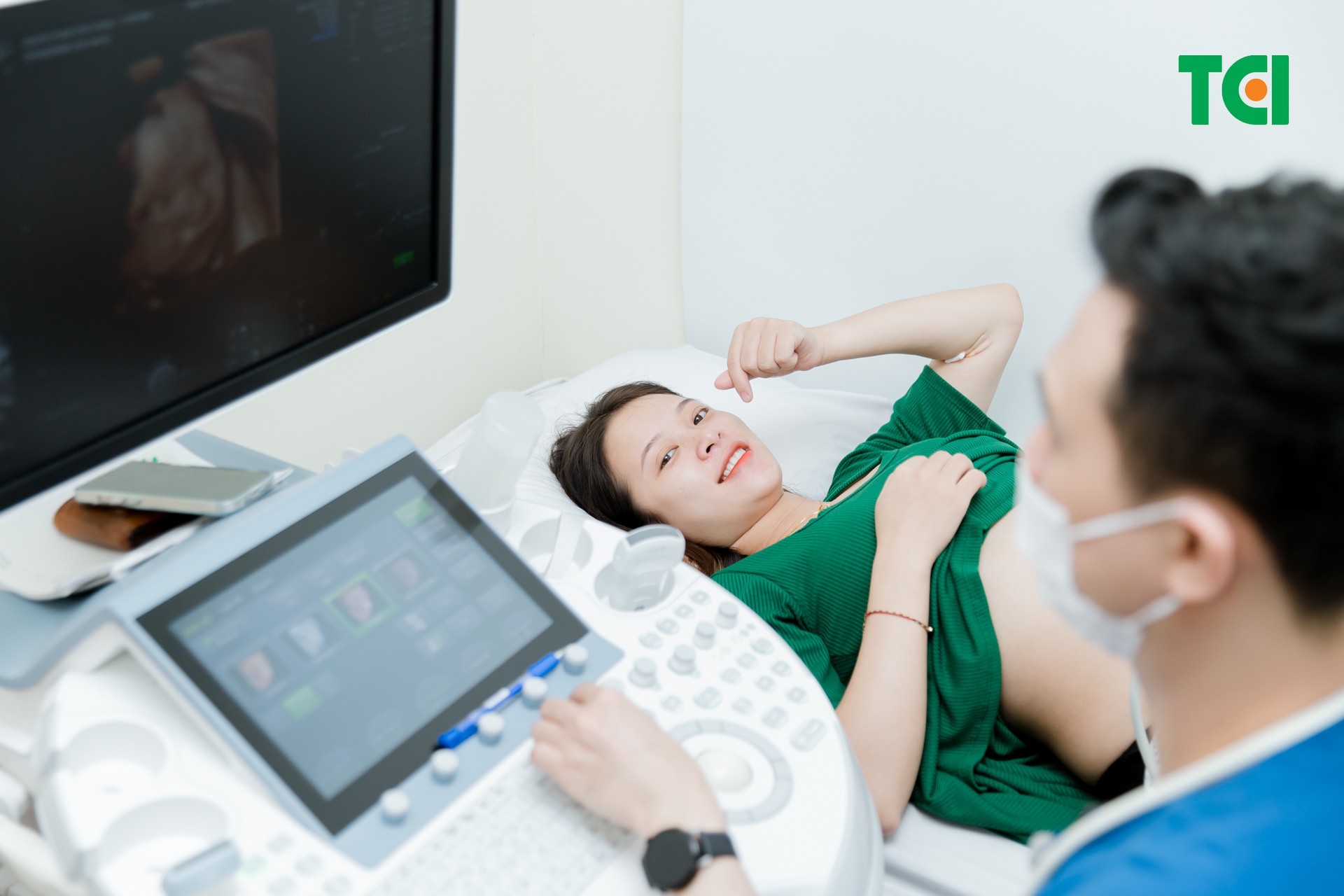 Siêu âm là phương pháp mang đến hiệu quả chính xác trong việc xác định có thai hay không