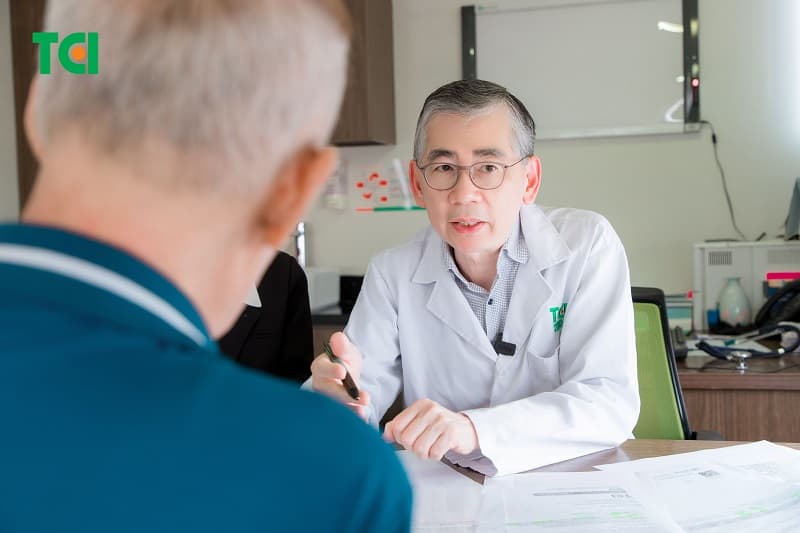 TS. BS Lim Hong Liang điều trị các bệnh ung thư đầu cổ tại Bệnh viện Thu Cúc