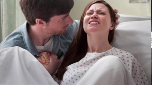 Có được sinh thường sau khi đã sinh mổ lần 1 không là băn khoăn của nhiều mẹ bầu.