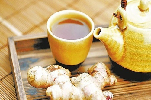 Người bệnh huyết áp thấp có thể sử dụng trà gừng giúp tăng huyết áp