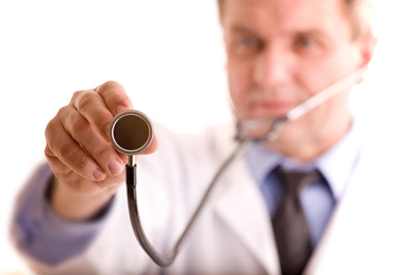 Thăm khám sức khỏe định kì để phát hiện những bất thường sớm luôn được các bác sĩ khuyến khích