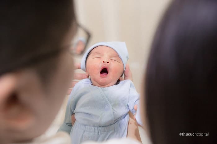 sang-loc-truoc-va-sau-sinh-cho-tre-so-sinh-3