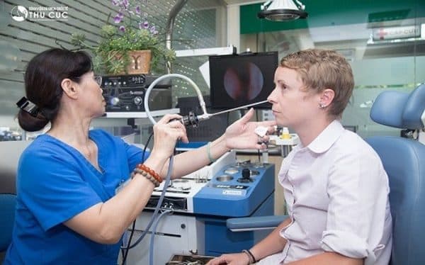 Nội soi tai mũi họng chẩn đoán chính xác tình trạng polyp mũi