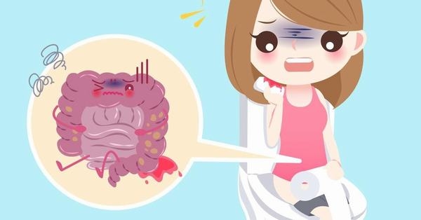 Triệu chứng ung thư đại tràng giai đoạn đầu thường không rõ ràng và dễ nhầm lẫn