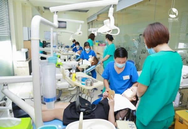 cơ sở uy tín niềng răng sứ