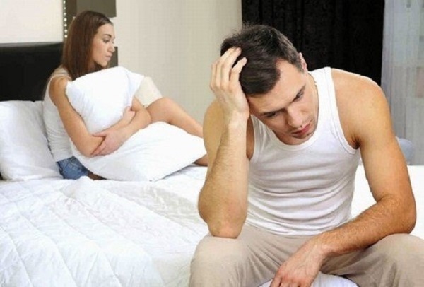 Viêm đường tiết niệu ở nam giới làm ảnh hưởng xấu đến cảm xúc, chất lượng sinh hoạt tình dục lứa đôi.
