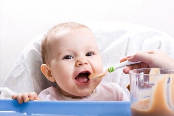 Một lượng muối phù hợp sẽ giúp bảo vệ sức khỏe tốt nhất cho bé yêu trước nhiều bệnh lý nguy hiểm có thể gặp phải.
