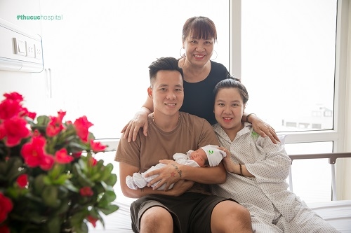 benh-vien-dkqt-thu-cuc-danh-tang-uu-dai-30-thai-san-tron-goi-nhan-dip-giang-sinh-2019-2