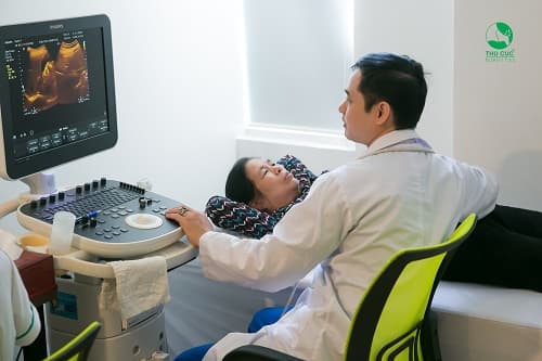 Siêu âm ổ bụng là danh mục cần thiết trong gói khám sàng lọc sớm phát hiện ung thư vú, tử cung, buồng trứng