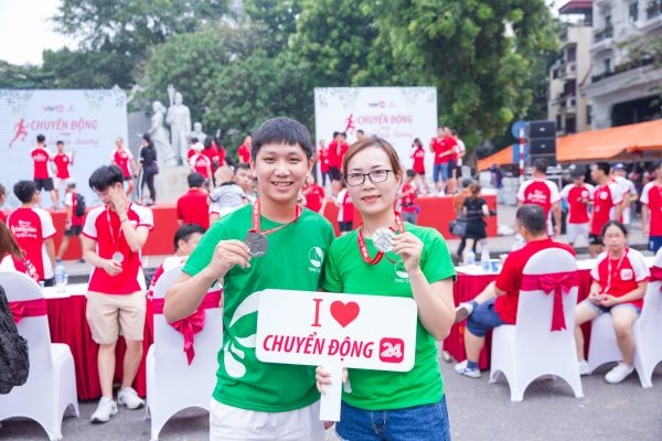 giải chạy cùng cặp lá yêu thương