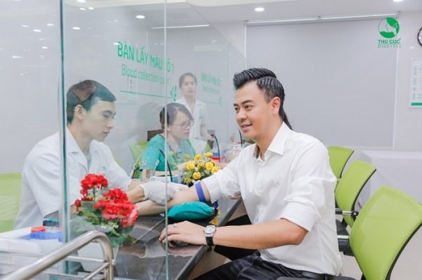 diễn viên tuấn tú 2